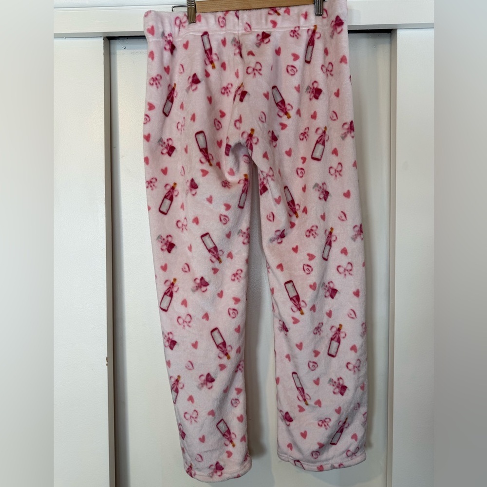 Valentines Day Pajama Lounge Pants - Soft & Cozy - Picture 5 of 7